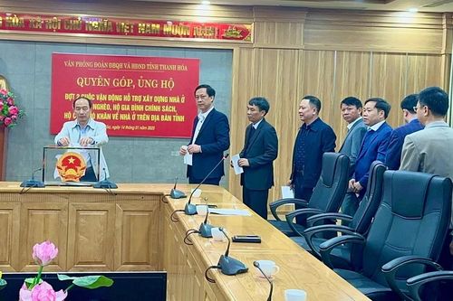Văn phòng Đoàn ĐBQH và HĐND tỉnh Thanh Hóa quyên góp 160 triệu đồng xây nhà ở cho các gia đình khó khăn