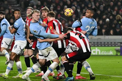 Đấu sớm vòng 21, Liverpool và Man City bị cầm chân