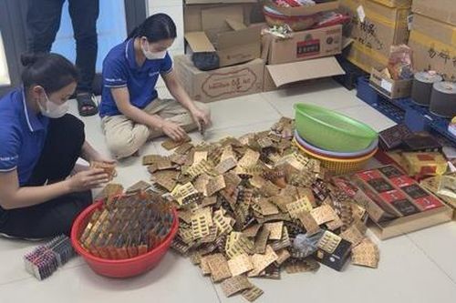 TPHCM: Triệt phá đường dây sản xuất, buôn bán tân dược giả quy mô siêu lớn