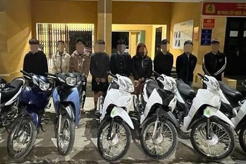 Bắt nhóm thanh thiếu niên gây ra 10 vụ trộm xe máy trong nửa tháng