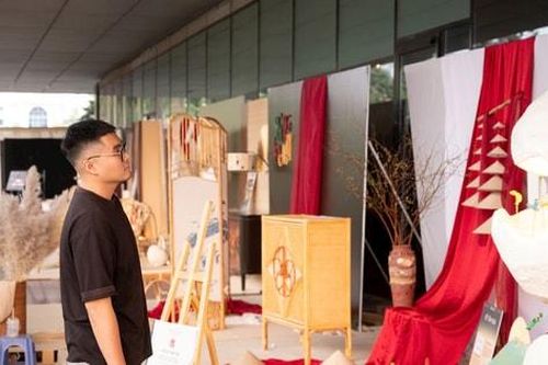 Triển lãm 'Sáng tạo trẻ trên chất liệu làng nghề Phú Xuyên'