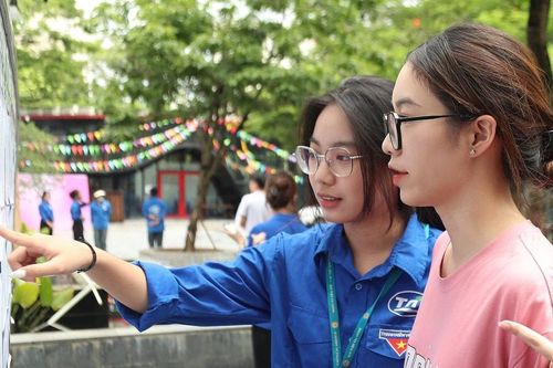 Cân nhắc chọn ngành học được miễn, giảm học phí