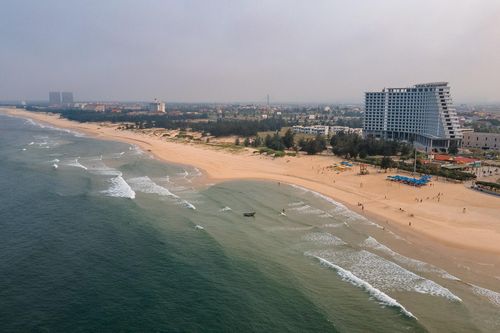 Tân Hoàng Minh muốn làm khu nghỉ dưỡng cao cấp ở Quảng Bình