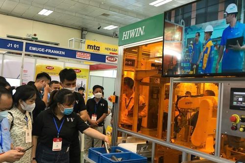 Doanh nghiệp công nghệ số và chiến lược 'Make in Viet Nam'