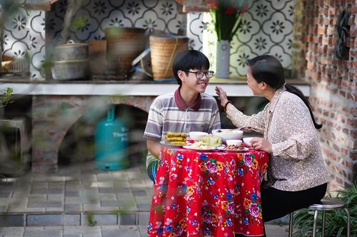 Dự án âm nhạc khuyến khích người trẻ trân trọng khoảnh khắc bên gia đình