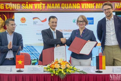 Khởi động dự án 4 triệu EUR hỗ trợ quá trình chuyển dịch năng lượng tại Việt Nam