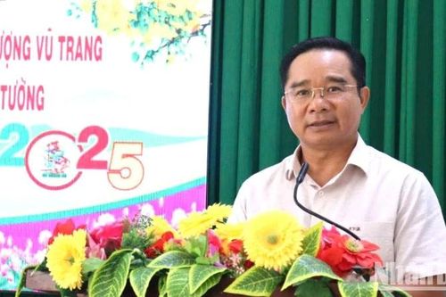 Long An chăm lo Tết cho lực lượng vũ trang và cán bộ chiến sĩ