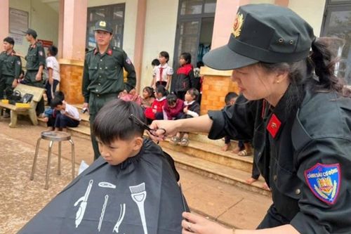 Công an Đắk Nông với chương trình 'Tình nguyện mùa Đông 2024' và 'Xuân tình nguyện 2025'