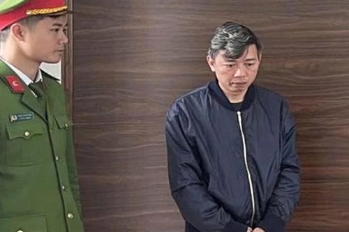 Khởi tố một cựu cán bộ trung tâm phát triển quỹ đất lừa đảo chiếm đoạt tài sản
