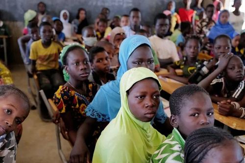 Những anh hùng 'cầm phấn' tại Burkina Faso