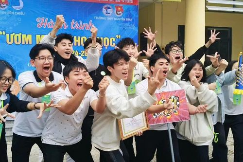 Giữ nhịp dạy - học ngày giáp Tết