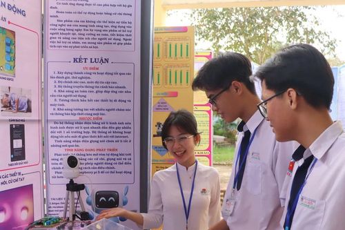 60 dự án của học sinh trung học tham dự cuộc thi khoa học kỹ thuật tỉnh Cà Mau