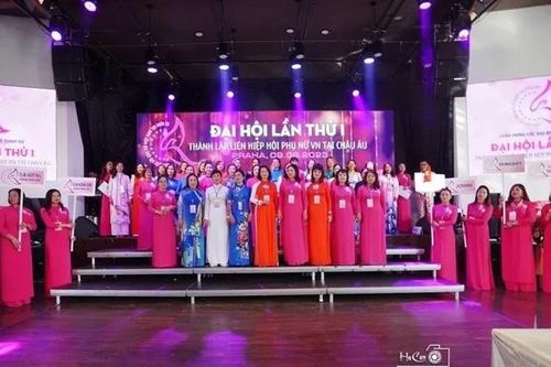 Người Việt tại châu Âu phát huy tinh thần sứ giả quảng bá văn hóa Việt Nam