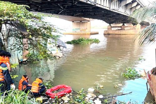 Sau khi trình báo bị lừa đảo 200 triệu đồng, cô gái được phát hiện đã tử vong dưới sông