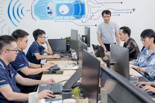 Thu hút nhân lực chất lượng cao từ nước ngoài
