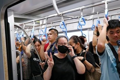 Từ 21/1, những ai được miễn phí vé tàu metro TPHCM?