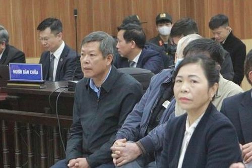 Xét xử cựu Bí thư Tỉnh ủy Thanh Hóa: Công bố, xét hỏi về thư tay của cựu Phó giám đốc Sở Tài chính