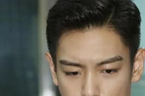 T.O.P (Big Bang): 'Tôi gục ngã, không còn đủ sức để đứng dậy'