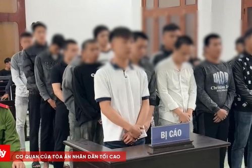 Giải quyết mâu thuẫn nợ nần bằng hung khí