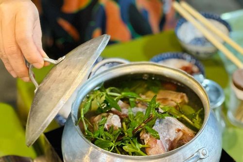 Tết cận kề, bỏ 3 loại nồi, chảo tránh nguy cơ nhiễm chất độc