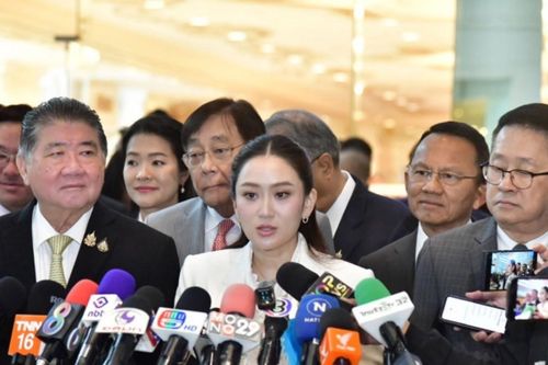 Thủ tướng Thái Lan thừa nhận suýt sập bẫy lừa đảo qua điện thoại
