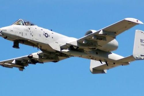 Kinh ngạc với khả năng 'chịu đòn' của cường kích A-10 Warthog