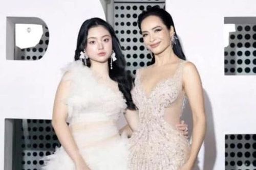 Con gái Thúy Hạnh ở tuổi 16: Xinh như Hoa hậu, ngoại hình miễn chê