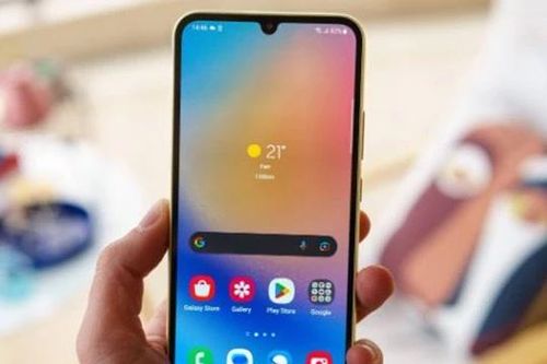 Vua màn lớn từng 'đá' iPhone 11 khỏi top 10 bán chạy toàn cầu rẻ bèo tháng 1 ngon như Galaxy S23 Ultra