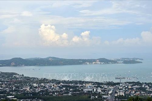 Thiên đường du lịch đối mặt với khủng hoảng môi trường