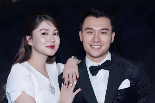 Diễn viên Xuân Phúc 'Đấu Trí' khoe vợ ngoài ngành xinh như hoa hậu