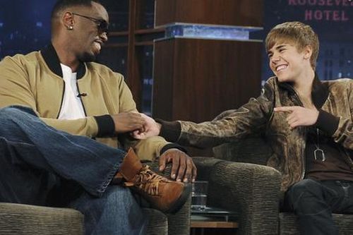 Khó hiểu với hành động của Justin Bieber dành cho Sean 'Diddy' Combs