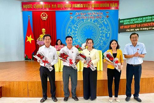 HĐND huyện Chợ Mới miễn nhiệm và bầu bổ sung một số chức danh