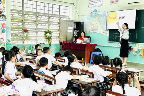 Quy định mới về dạy thêm, học thêm: Liệu có đi vào khuôn khổ?