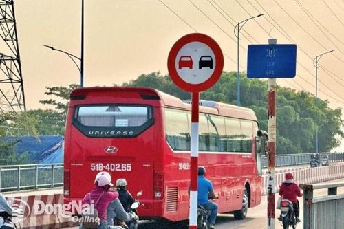 Đã đặt biển cấm vượt trên cầu Bửu Hòa và đường Bùi Văn Hòa