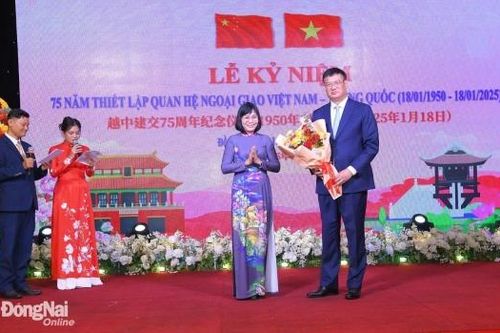 Kỷ niệm 75 năm thiết lập quan hệ ngoại giao Việt Nam - Trung Quốc
