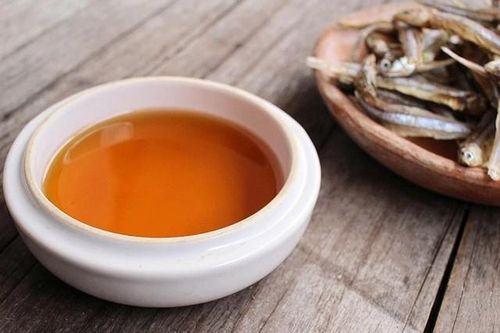 Dù nước mắm ngon, 5 nhóm người vẫn nên hạn chế