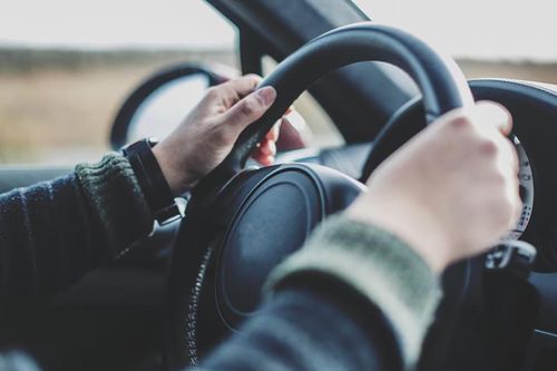 Tôi bị nói 'làm màu' khi chạy xe về quê ăn Tết, đâu ai biết sự thật đau lòng