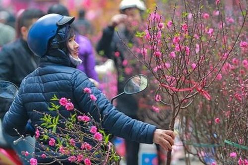 Tin tối 16/1: Hà Nội đón không khí lạnh, trời rét nhất 9 độ; Năm đầu nhận thưởng Tết theo Nghị định 73, giáo viên được hưởng bao nhiêu tiền?