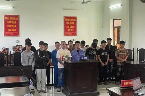 Phú Thọ: xét xử 27 đối tượng về hành vi gây rối trật tự công cộng