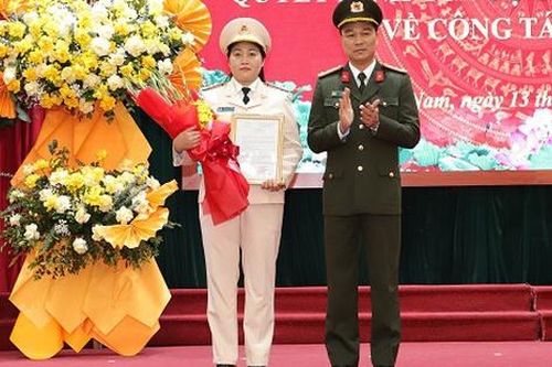 Bổ nhiệm nữ Thượng tá, Trưởng Công an thành phố giữ chức Phó Giám đốc Công an tỉnh