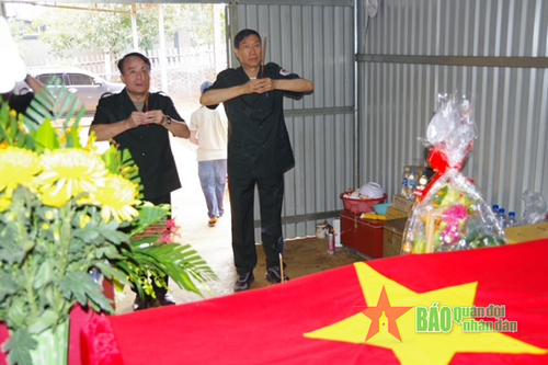 Ban chỉ đạo 515 tỉnh Đắk Lắk kiểm tra, chúc Tết Đội K51 thực hiện nhiệm vụ tại Campuchia