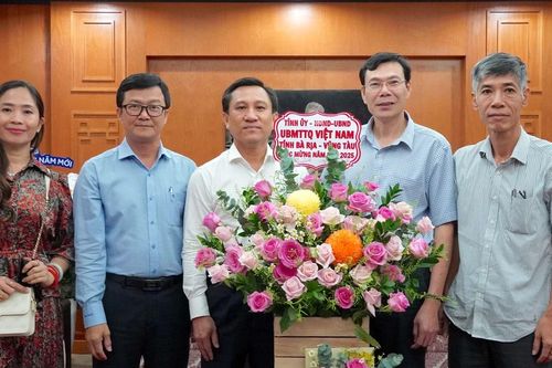 Đoàn lãnh đạo tỉnh Bà Rịa – Vũng Tàu chúc tết Báo SGGP