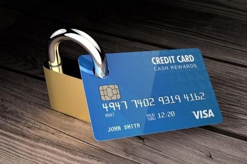 Ai đứng sau Công ty nông sản Hà Khẩu bị phong tỏa tài khoản?