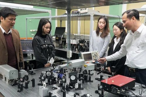 Khơi thông chính sách thúc đẩy nghiên cứu khoa học