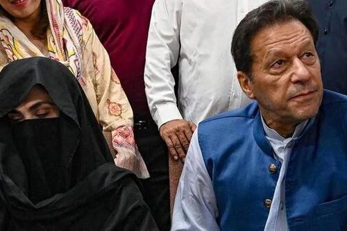 Vợ chồng cựu Thủ tướng Pakistan cùng ngồi tù với cáo buộc tham nhũng