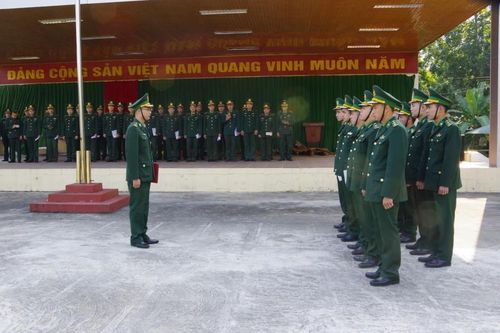 Phát huy vai trò của cấp ủy, chỉ huy các cấp trong thực hiện quy chế dân chủ cơ sở