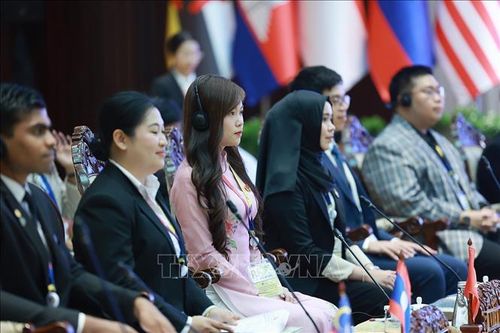 Thanh niên Singapore, Việt Nam lạc quan về kinh tế, chính trị nội địa