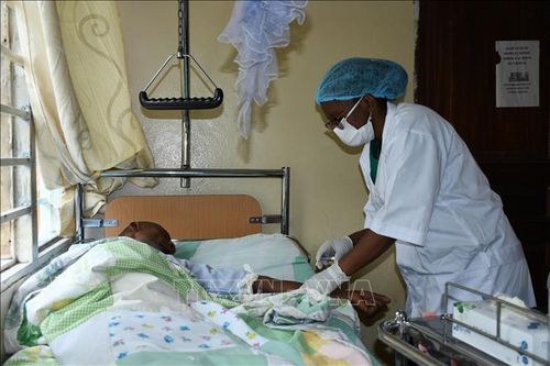 Sốt rét nặng và suy dinh dưỡng gây ra dịch bệnh nghiêm trọng ở CHDC Congo