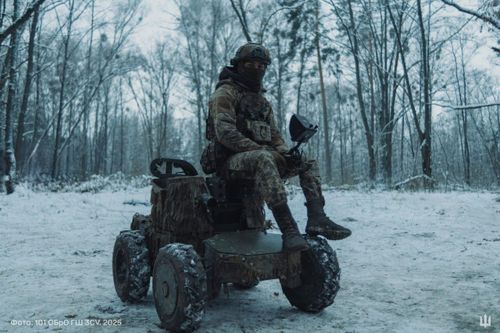 Sĩ quan quân đội Ukraine tiết lộ khả năng thực hiện nhiệm vụ của robot trên chiến trường
