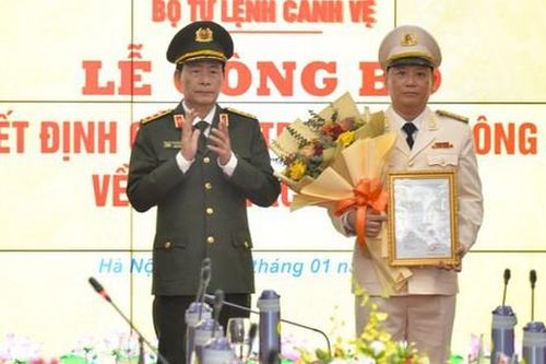 Đại tá Phạm Thanh Hùng nhận nhiệm vụ Tư lệnh Bộ Tư lệnh Cảnh vệ